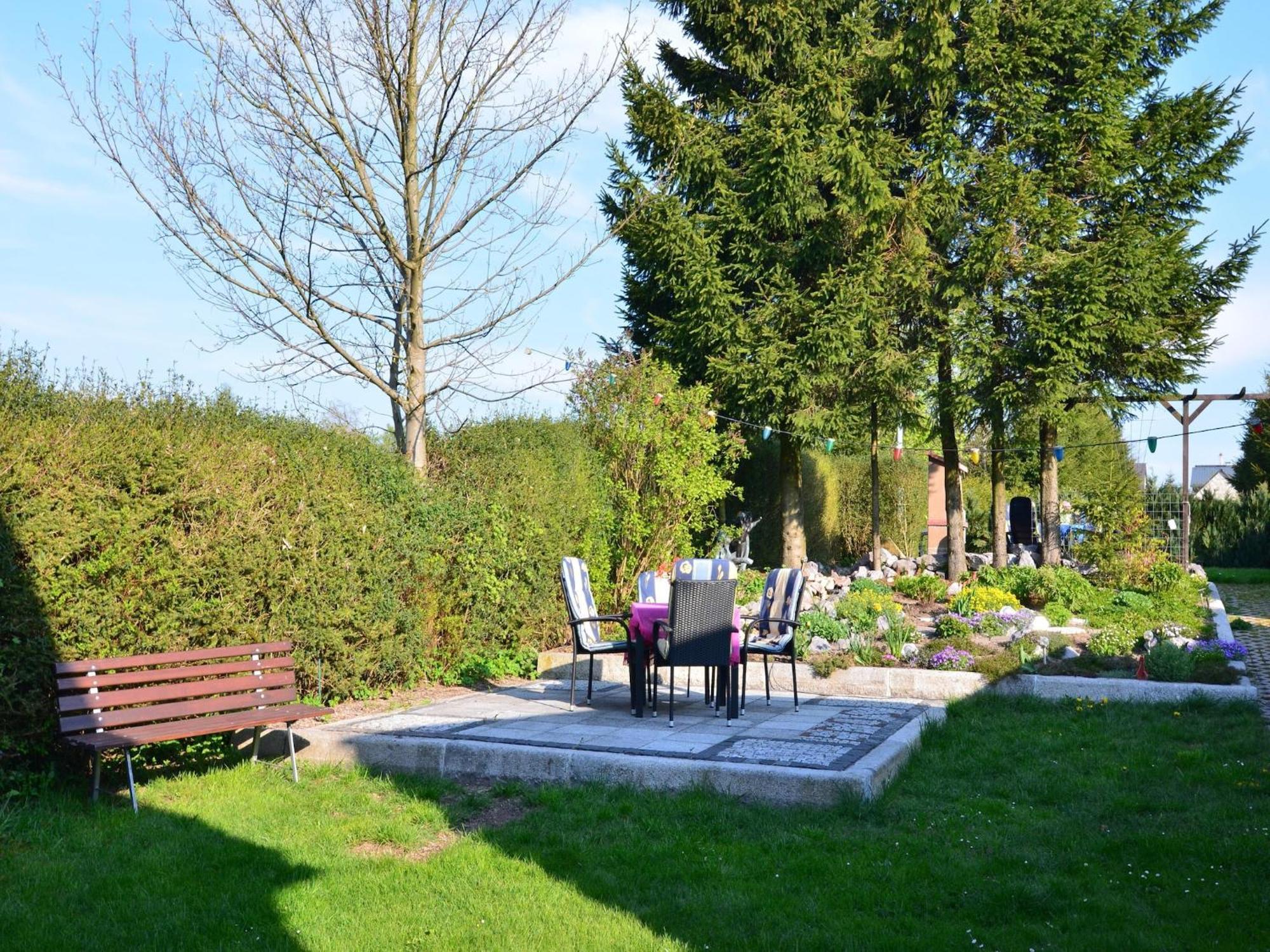 Holiday Home With Garden Neustadt am Rennsteig Buitenkant foto