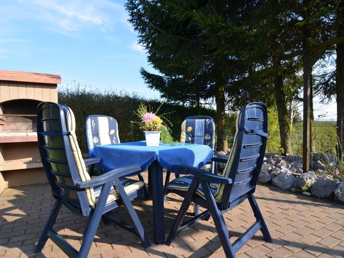 Holiday Home With Garden Neustadt am Rennsteig Buitenkant foto